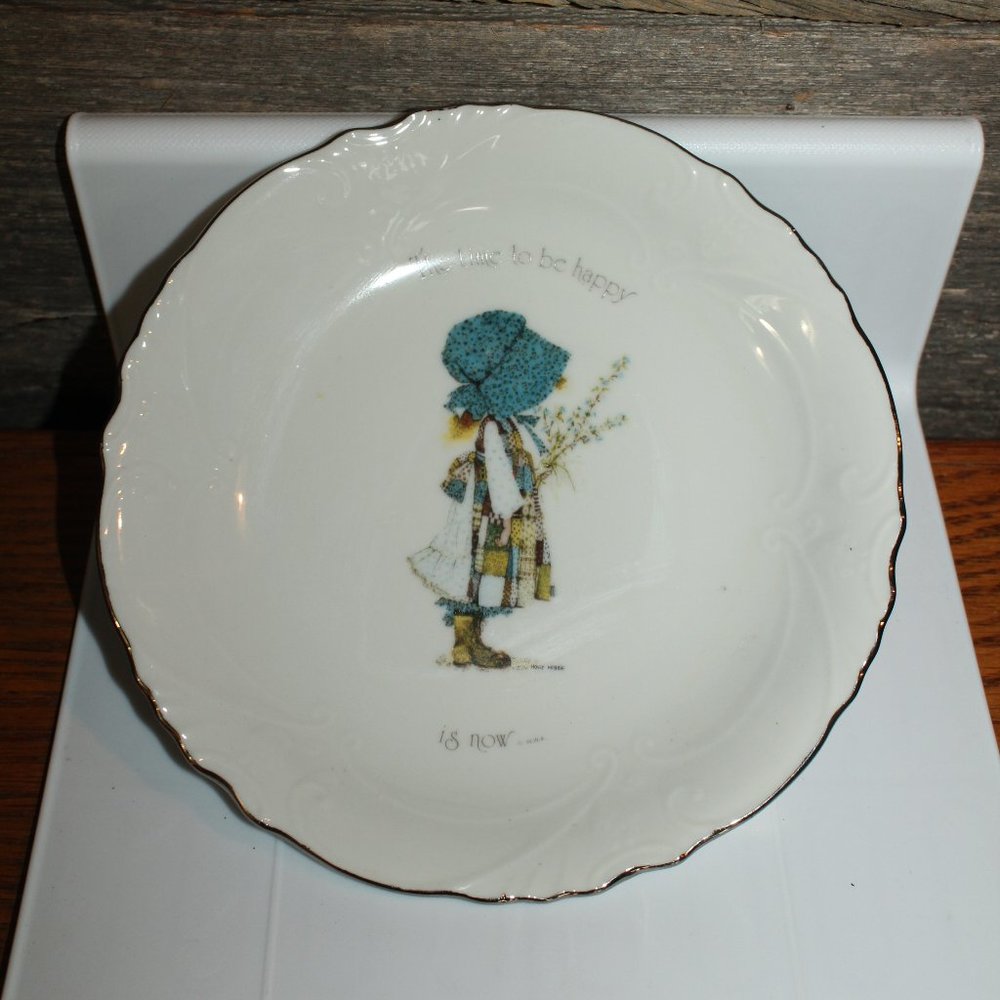 Holly Hobbie Embossed Dish/Bowl Blue Girl